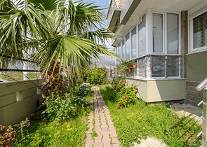 Пентхаус 2+1 с мебелью в районе Лиман Коньяалты 600 м до моря