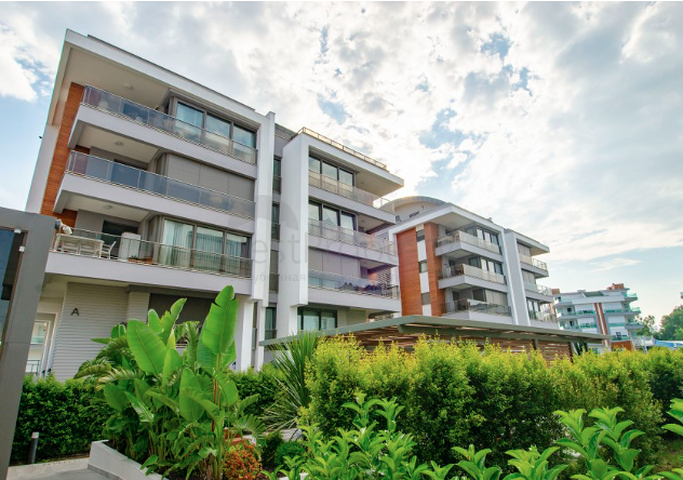 Квартира 2+1 в элитном комплексе в Унжалы Коньяалты 