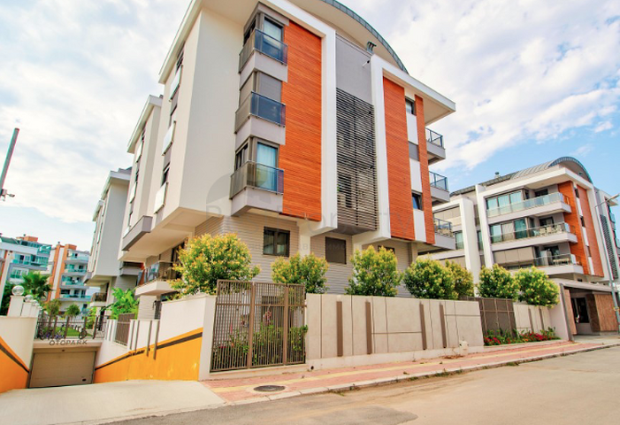 Квартира 2+1 в элитном комплексе в Унжалы Коньяалты 