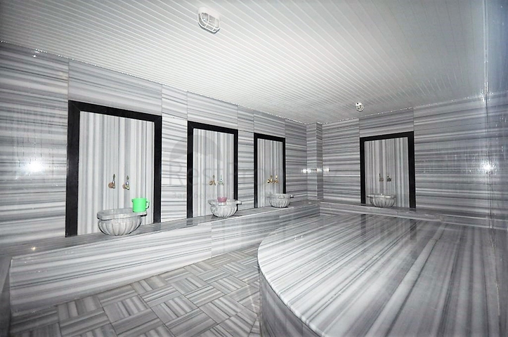 Меблированная квартира планировки 3+1 в Махмутларе