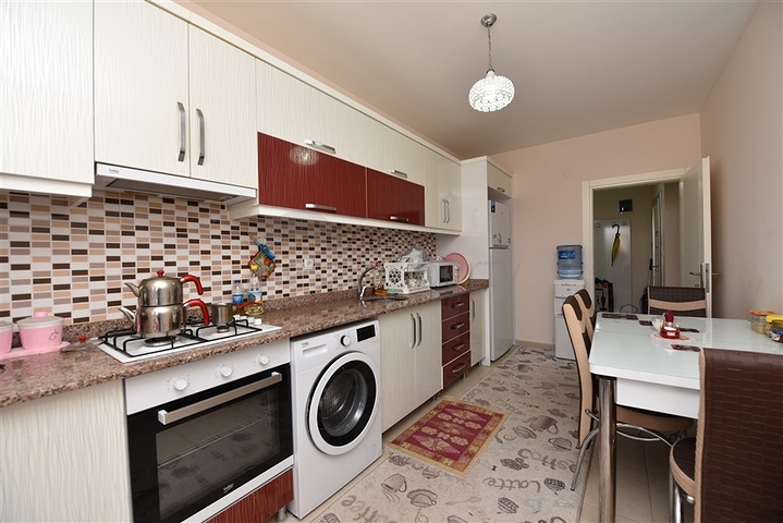 Меблированная квартира планировки 3+1 в Махмутларе