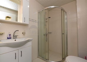 Меблированная квартира планировки 3+1 в Махмутларе