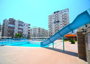 Меблированная квартира планировки 3+1 в Махмутларе