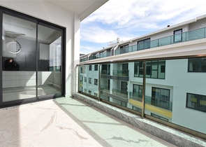 Большой пентхаус с тремя спальнями в центре Алании