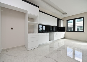 Большой пентхаус с тремя спальнями в центре Алании