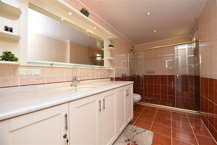 Меблированная квартира с видом на море в районе Махмутлар