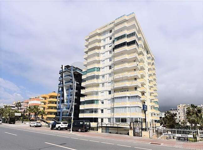 Меблированная квартира с видом на море в районе Махмутлар