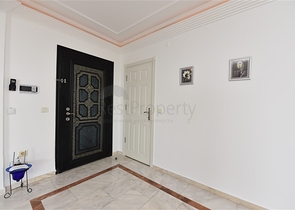 Меблированная квартира с видом на море в районе Махмутлар