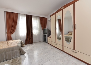 Меблированная квартира с видом на море в районе Махмутлар