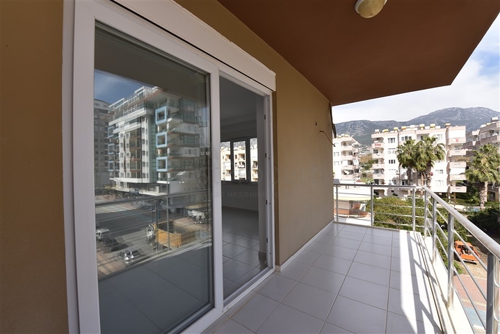 Двухкомнатная квартира в районе Махмутлар по привлекательной цене