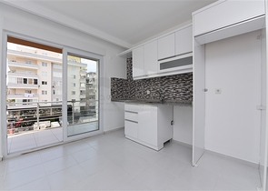 Двухкомнатная квартира в районе Махмутлар по привлекательной цене