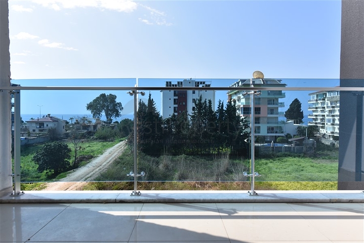 Меблированная квартира планировки 1+1 в Кестеле