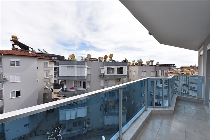 Пентхаус планировки 3+1 в центре Алании