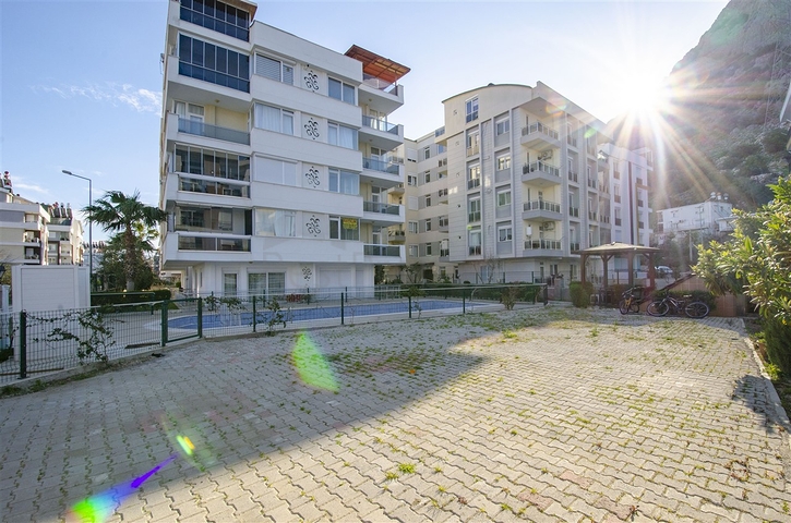 Квартира 2+1 в комплексе с газом в Коньяалты Анталья