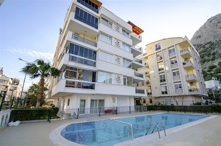 Квартира 2+1 в комплексе с газом в Коньяалты Анталья