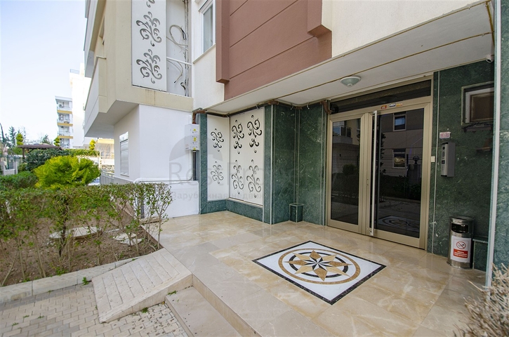 Квартира 2+1 в комплексе с газом в Коньяалты Анталья