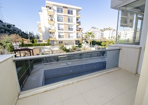 Квартира 2+1 в комплексе с газом в Коньяалты Анталья