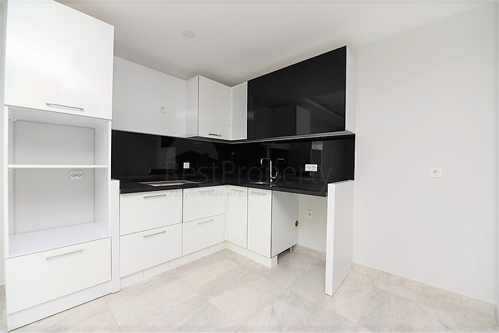 Трехкомнатная квартира в русскоязычном районе Махмутлар