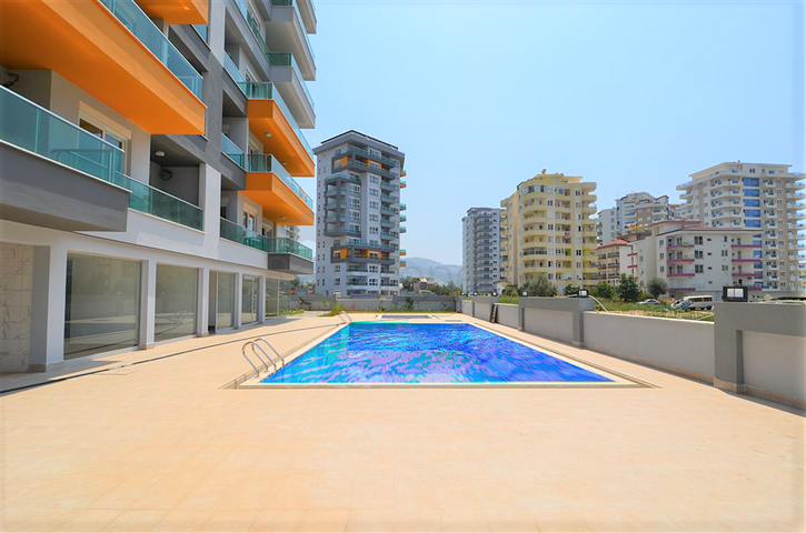 Трехкомнатная квартира в русскоязычном районе Махмутлар