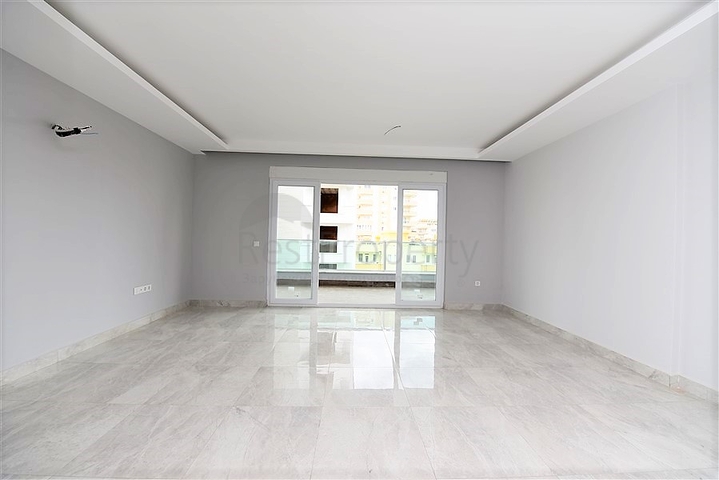 Трехкомнатная квартира в русскоязычном районе Махмутлар