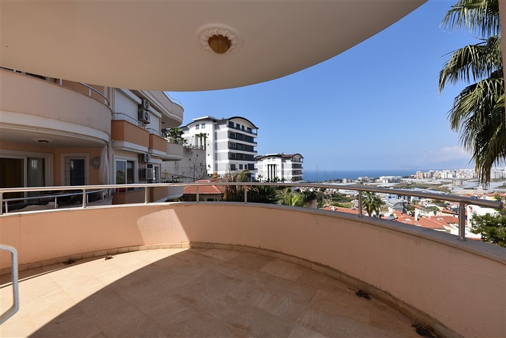 Квартира дуплекс по выгодной цене в районе Каргыджак