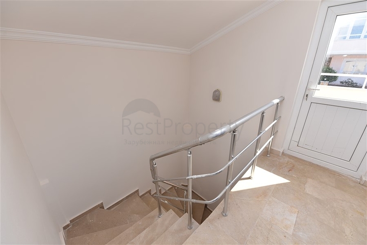 Трехкомнатный пентхаус с видом на море в районе Каргыджак