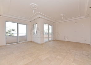 Трехкомнатный пентхаус с видом на море в районе Каргыджак