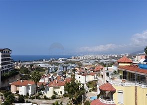 Трехкомнатный пентхаус с видом на море в районе Каргыджак