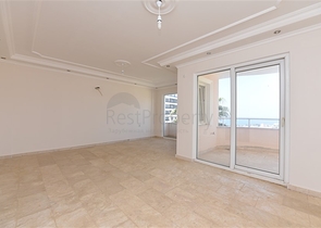 Трехкомнатный пентхаус с видом на море в районе Каргыджак