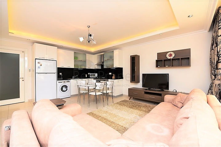 Трехкомнатная квартира на аренду в районе Авсаллар