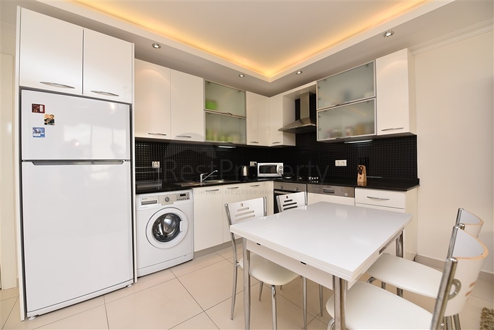 Трехкомнатная квартира на аренду в районе Авсаллар