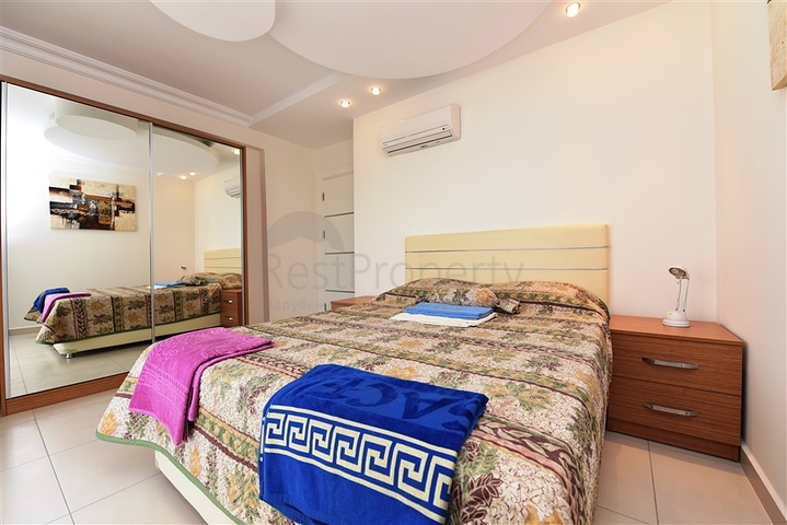 Трехкомнатная квартира на аренду в районе Авсаллар