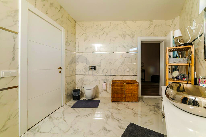 Отдельностоящая вилла 4+1 в районе Дошемеальты Анталья