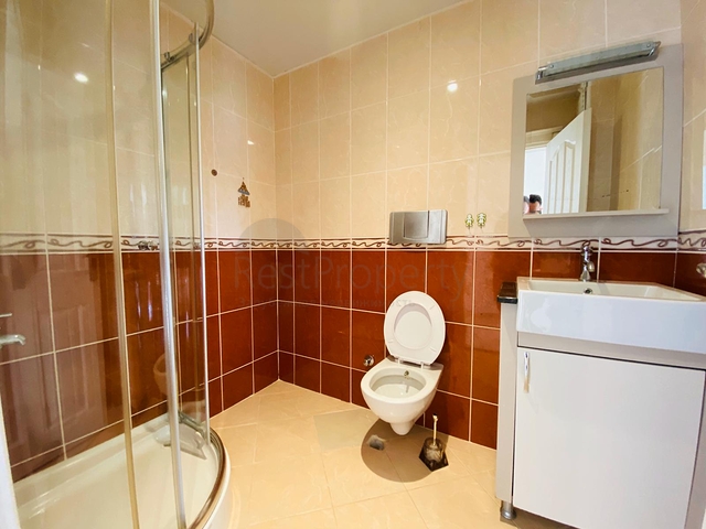 Просторная трехкомнатная квартира в Махмутларе