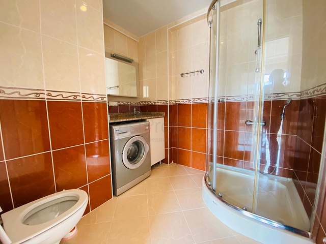 Просторная трехкомнатная квартира в Махмутларе