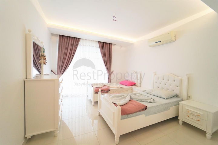 Квартира – пентхаус рядом с пляжем Клеопатра