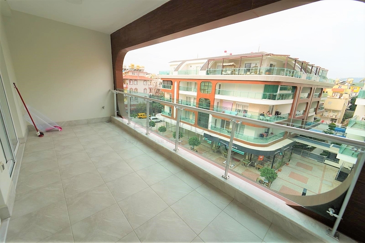 Квартира – пентхаус рядом с пляжем Клеопатра