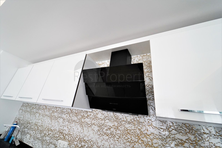 Квартира – пентхаус рядом с пляжем Клеопатра