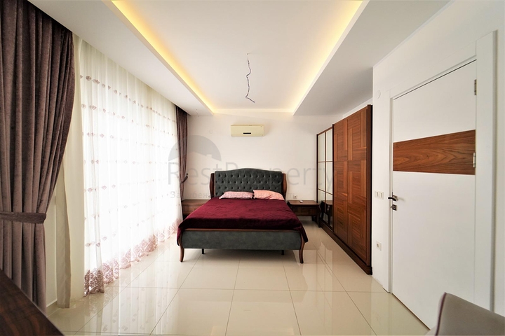 Квартира – пентхаус рядом с пляжем Клеопатра