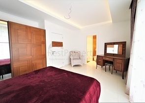 Квартира – пентхаус рядом с пляжем Клеопатра