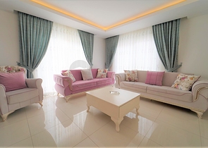 Квартира – пентхаус рядом с пляжем Клеопатра