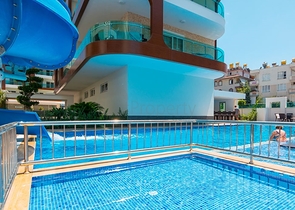 Квартира – пентхаус рядом с пляжем Клеопатра