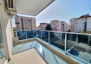 Меблированная квартира планировкой 1+1  в районе Махмутлар