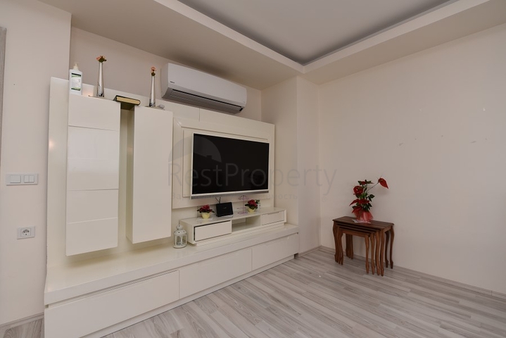 Пентхаус планировки 4+1 в 150 м от моря в районе Махмутлар