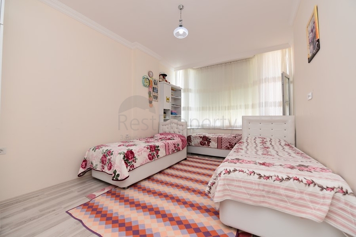 Пентхаус планировки 4+1 в 150 м от моря в районе Махмутлар