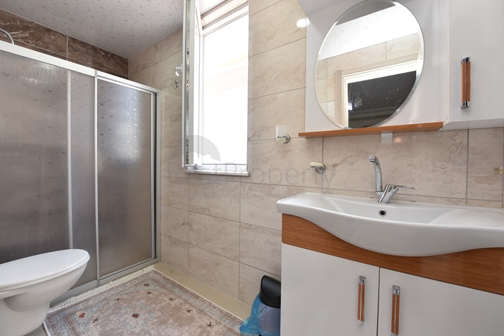 Пентхаус планировки 4+1 в 150 м от моря в районе Махмутлар