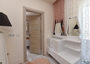 Пентхаус планировки 4+1 в 150 м от моря в районе Махмутлар