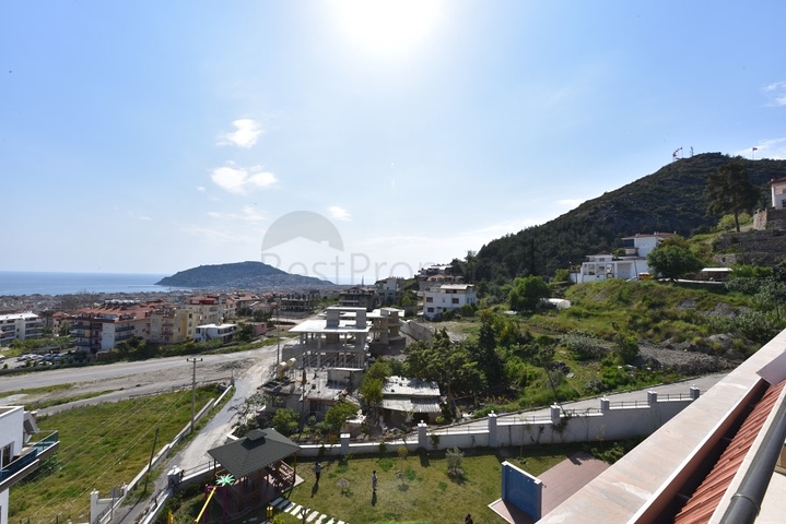 Пентхаус 2+1 в центральной части города с видом на море