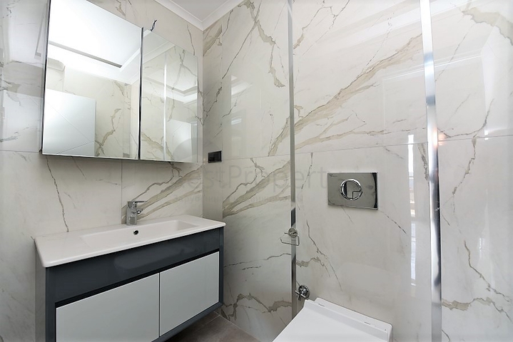 Пентхаус 2+1 в центральной части города с видом на море