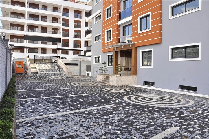 Садовый дуплекс в 100 метрах от моря